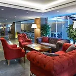 Milport Levent מלון